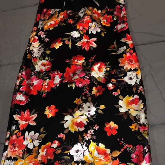 SOLD Super Sexy Metallic Floral Bodycon Dress - Picture 7 of 8